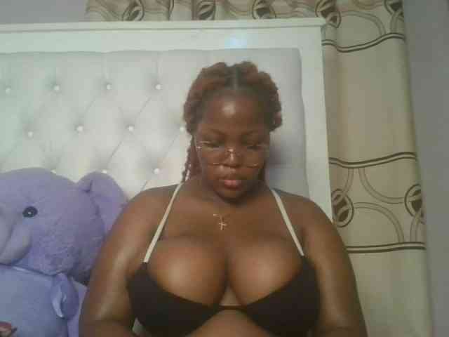 CuteTinkerbella webcam