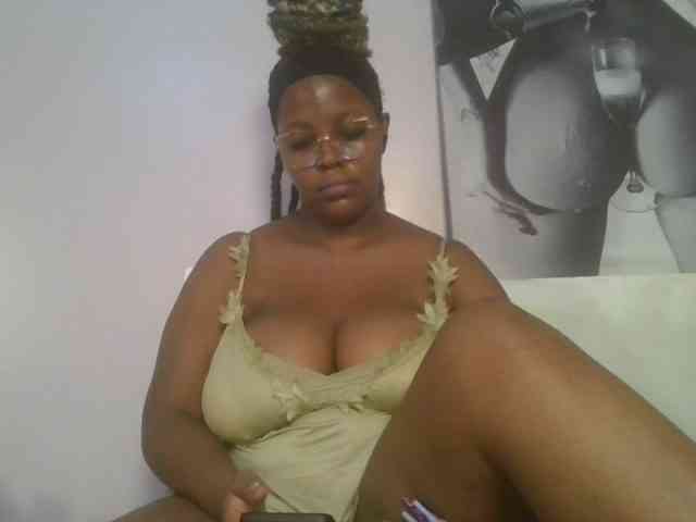 CuteTinkerbella webcam