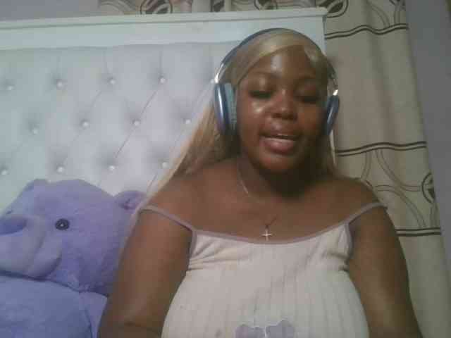 CuteTinkerbella webcam