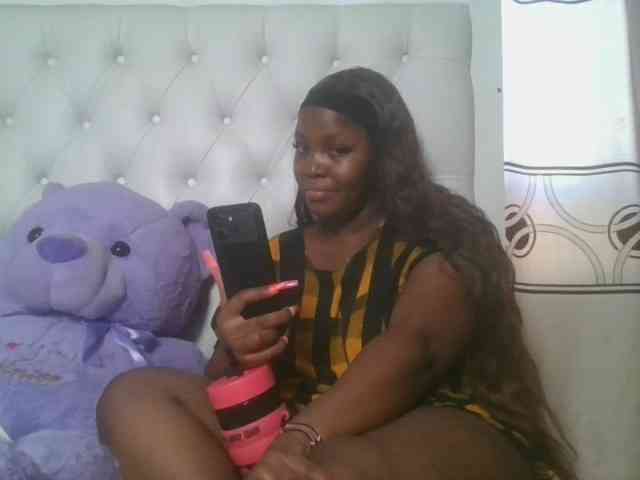 CuteTinkerbella webcam