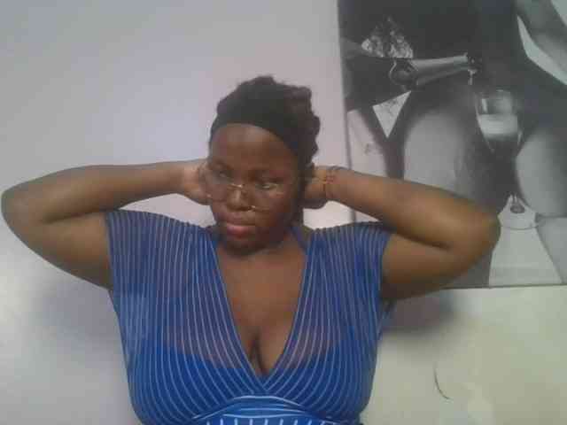 CuteTinkerbella webcam