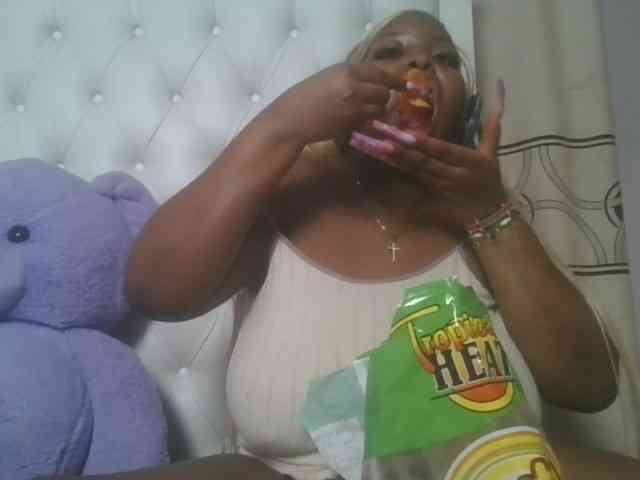 CuteTinkerbella webcam