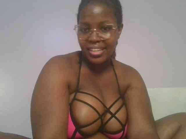 CuteTinkerbella webcam