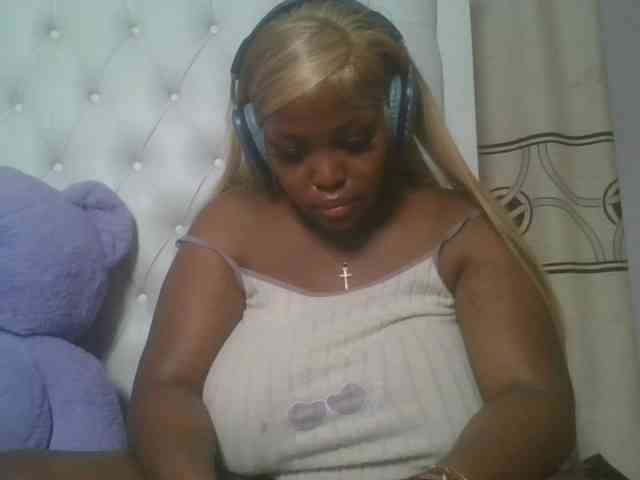 CuteTinkerbella webcam