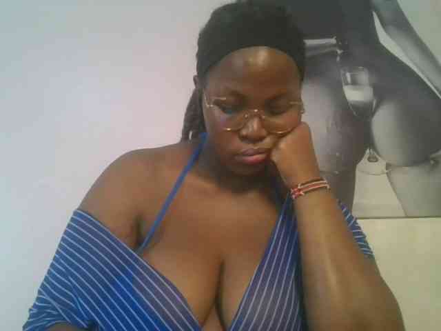 CuteTinkerbella webcam