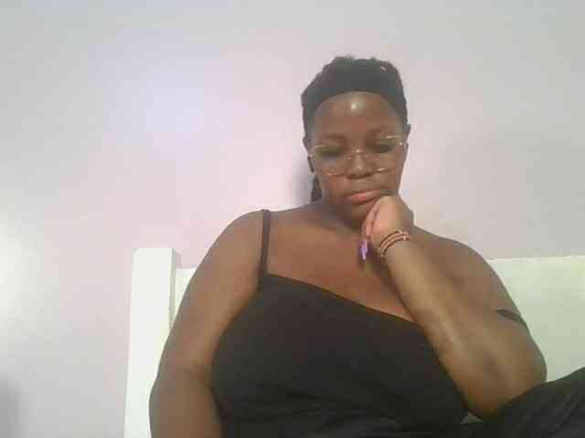 CuteTinkerbella webcam