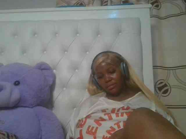 CuteTinkerbella webcam