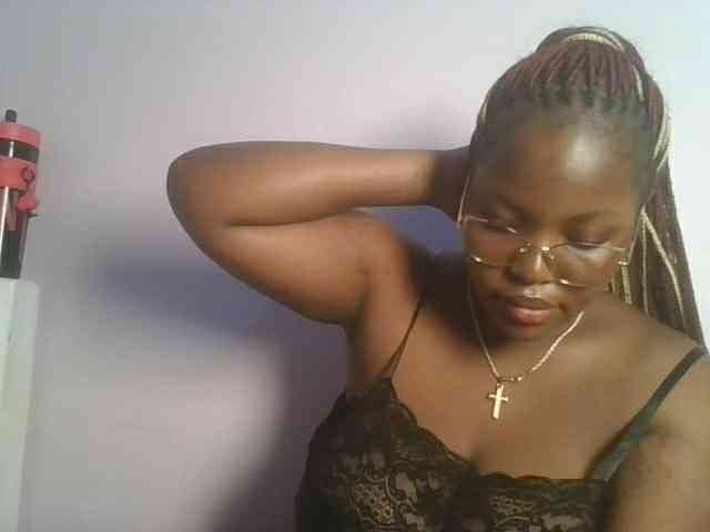 CuteTinkerbella webcam