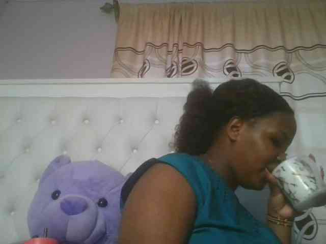 CuteTinkerbella webcam