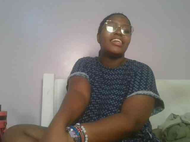 CuteTinkerbella webcam