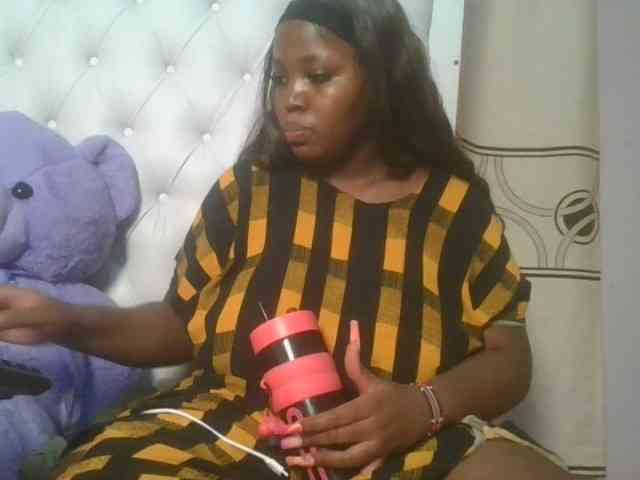 CuteTinkerbella webcam