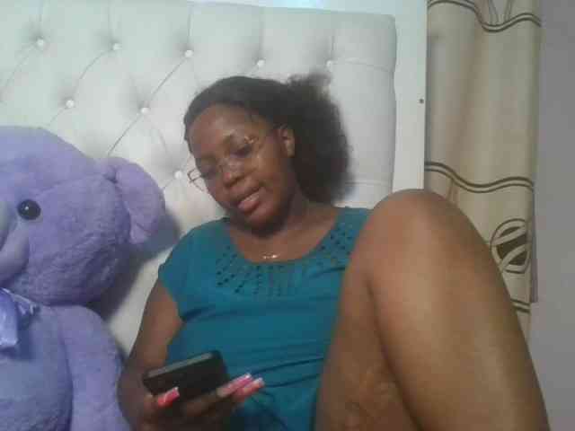 CuteTinkerbella webcam