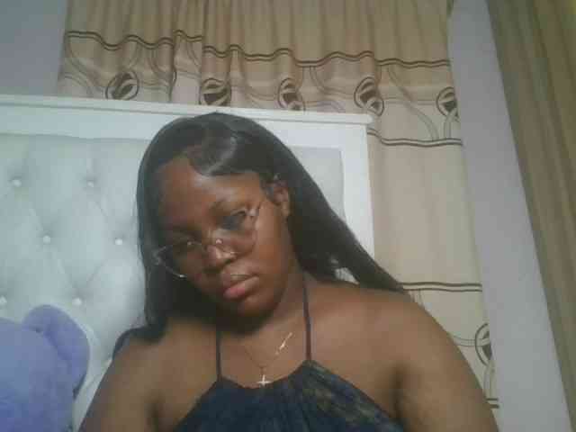 CuteTinkerbella webcam