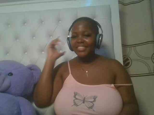 CuteTinkerbella webcam