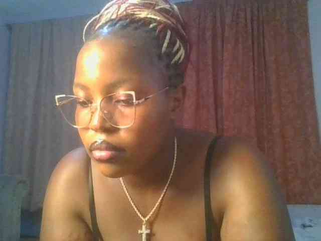 CuteTinkerbella webcam