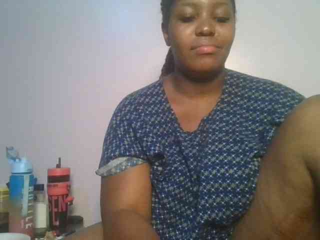 CuteTinkerbella webcam