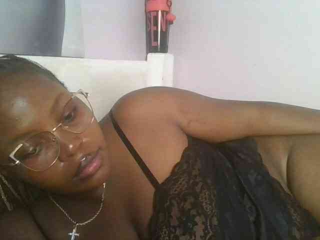 CuteTinkerbella webcam