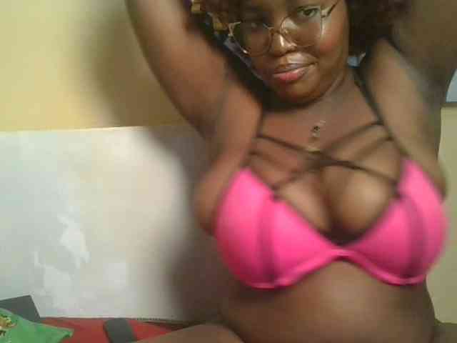 CuteTinkerbella webcam