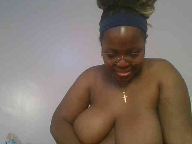 CuteTinkerbella webcam