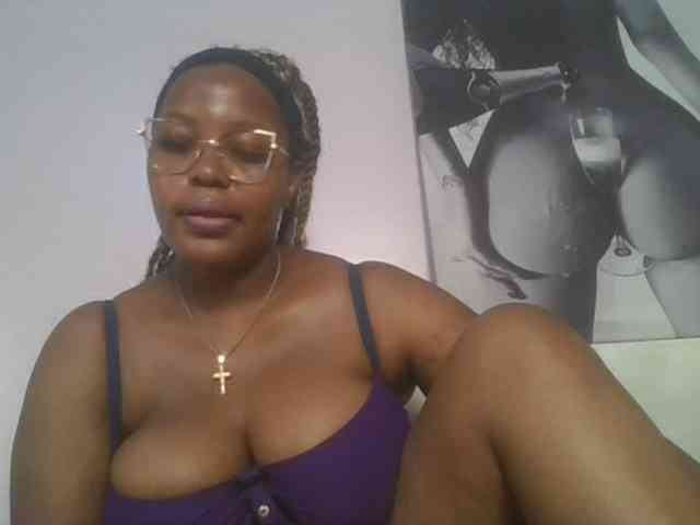 CuteTinkerbella webcam