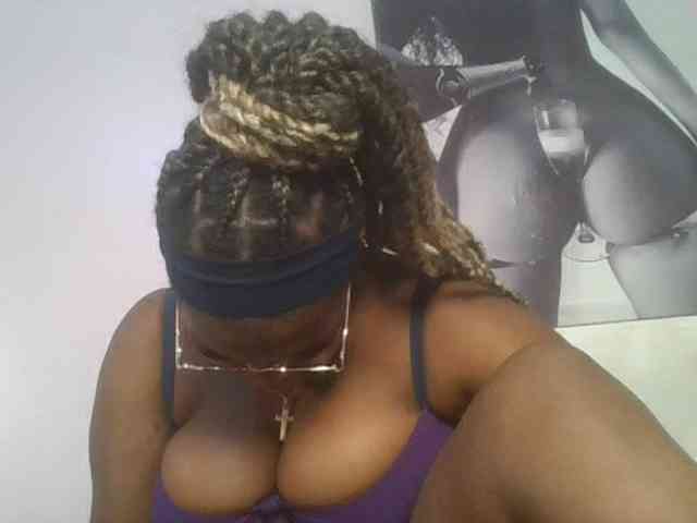 CuteTinkerbella webcam