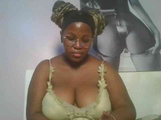 CuteTinkerbella webcam