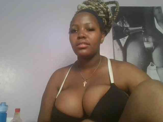 CuteTinkerbella webcam