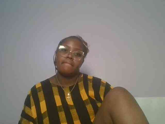 CuteTinkerbella webcam