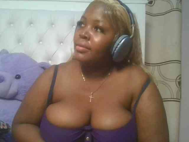 CuteTinkerbella webcam