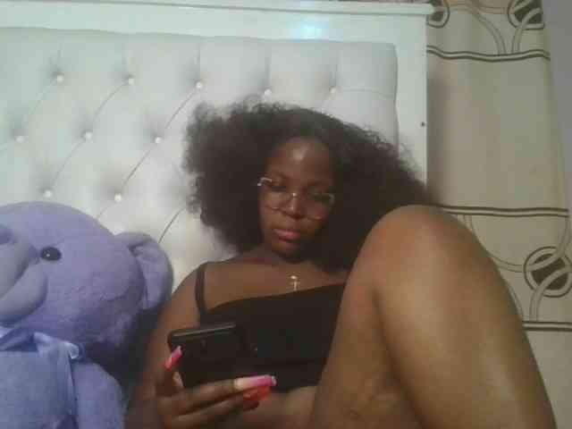 CuteTinkerbella webcam