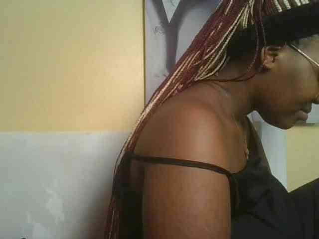 CuteTinkerbella webcam