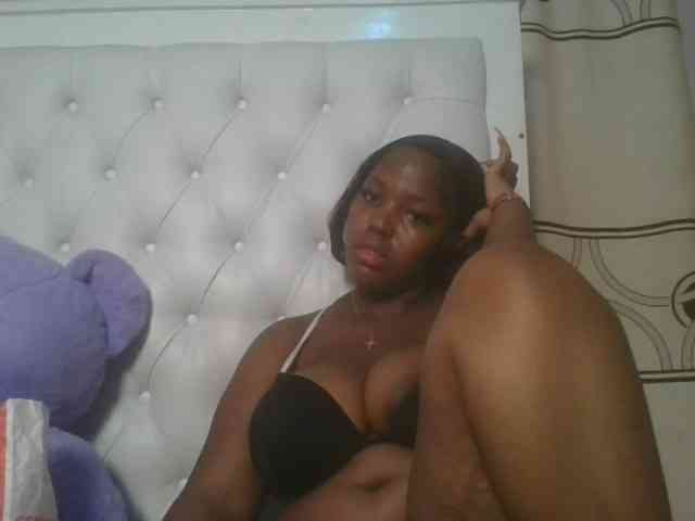 CuteTinkerbella webcam