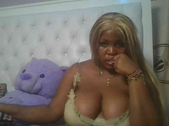 CuteTinkerbella webcam