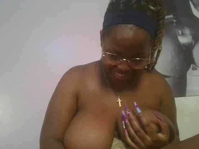 CuteTinkerbella webcam