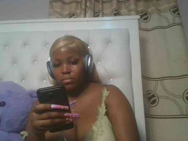 CuteTinkerbella Live Webcam on BongaCams