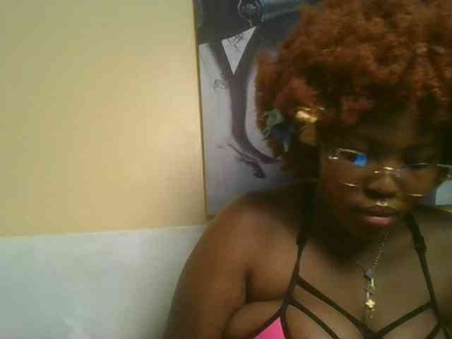 CuteTinkerbella webcam