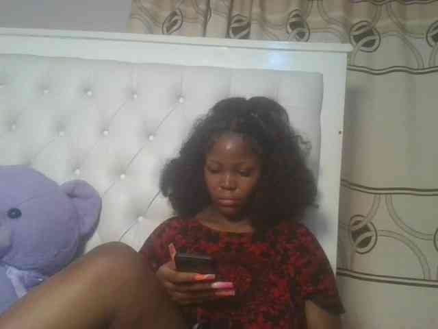 CuteTinkerbella webcam