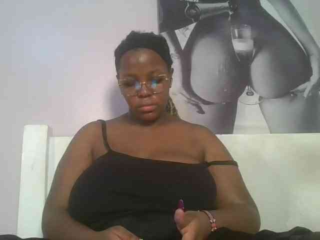 CuteTinkerbella webcam