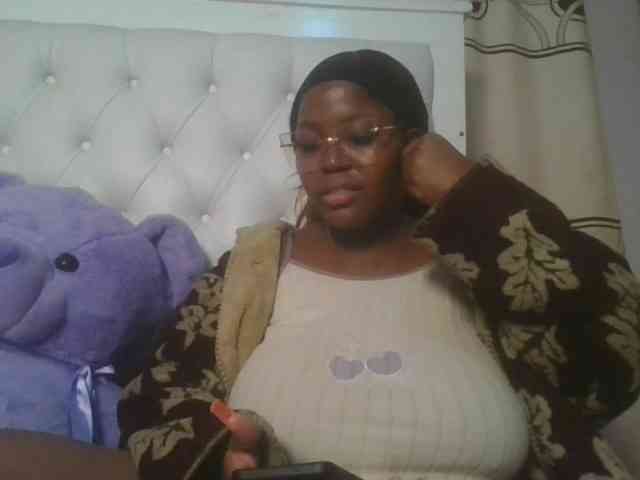 CuteTinkerbella webcam