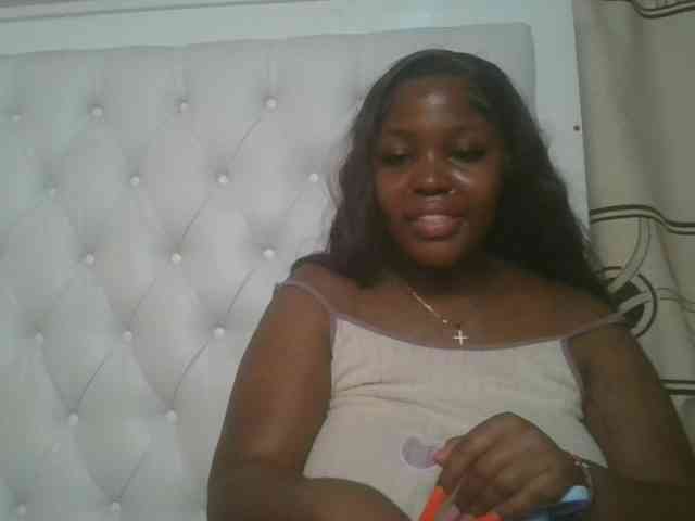 CuteTinkerbella webcam