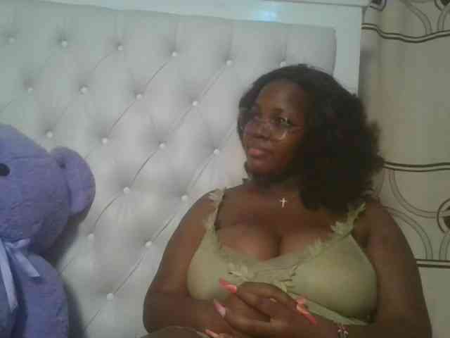 CuteTinkerbella webcam