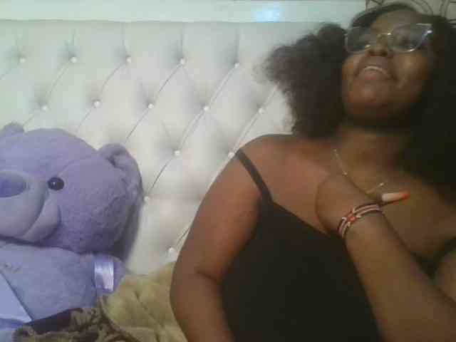 CuteTinkerbella webcam