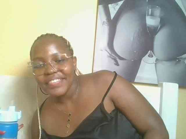 CuteTinkerbella webcam