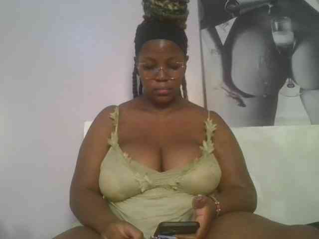 CuteTinkerbella webcam