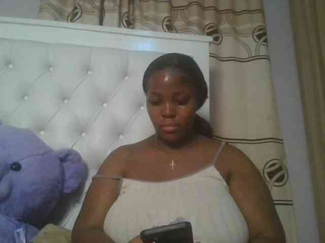 CuteTinkerbella webcam