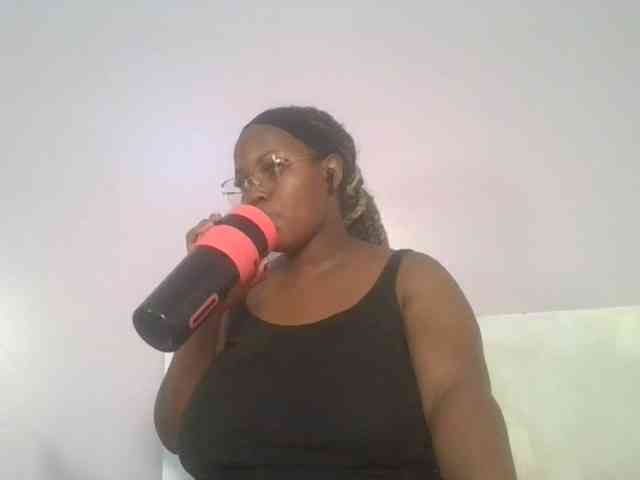 CuteTinkerbella webcam