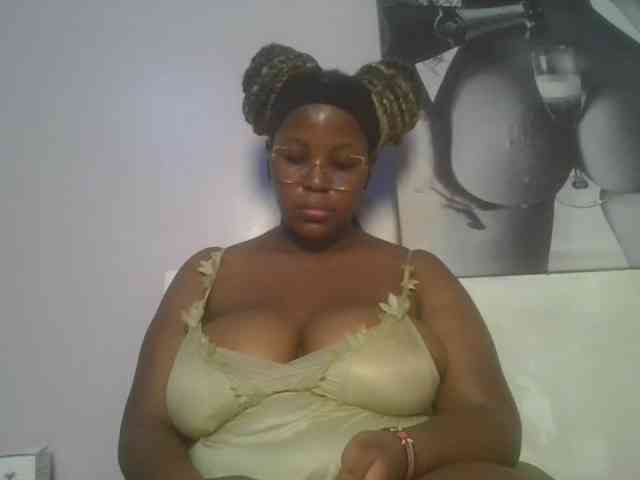 CuteTinkerbella webcam