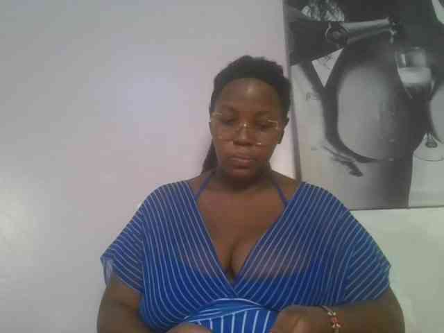 CuteTinkerbella webcam