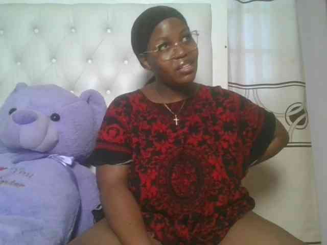 CuteTinkerbella webcam