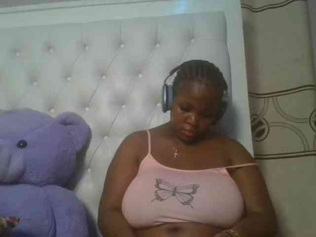 CuteTinkerbella webcam